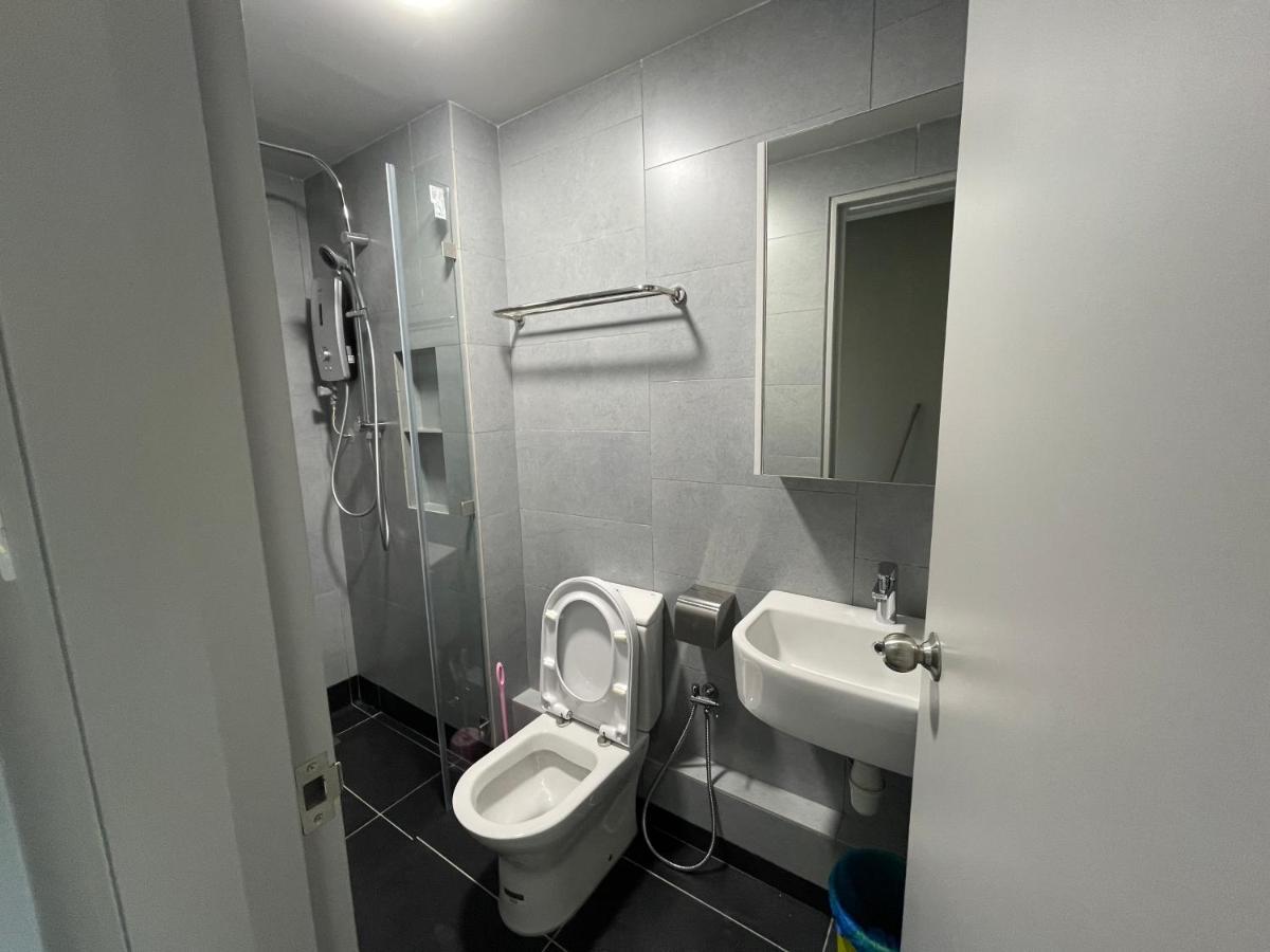 Seaview Luxury Condo Homestay 2Bed 2Bath Jesselton Quay By R2 Residence Kota Kinabalu Exteriör bild