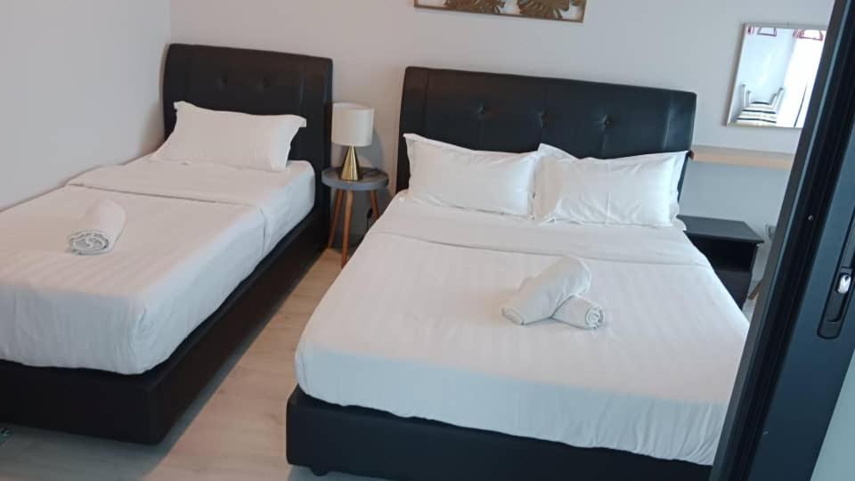Seaview Luxury Condo Homestay 2Bed 2Bath Jesselton Quay By R2 Residence Kota Kinabalu Exteriör bild